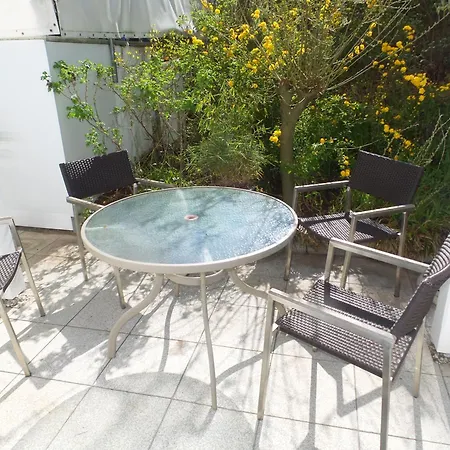 Direkt Am Strand, Freia 03